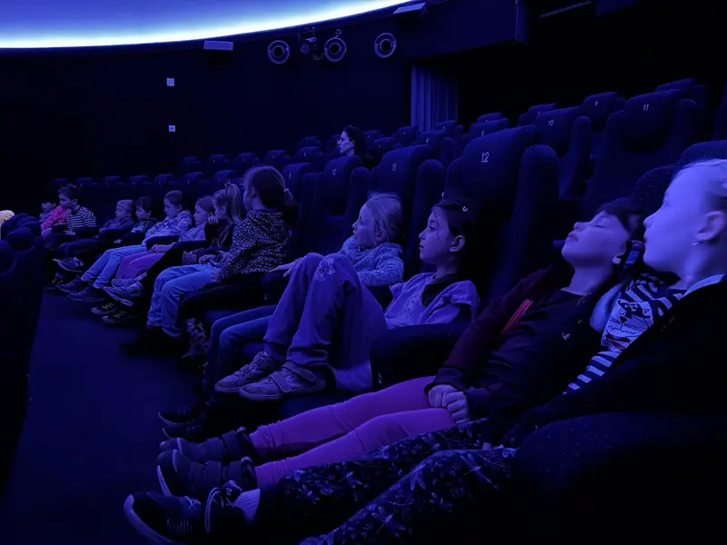 Školka v planetáriu