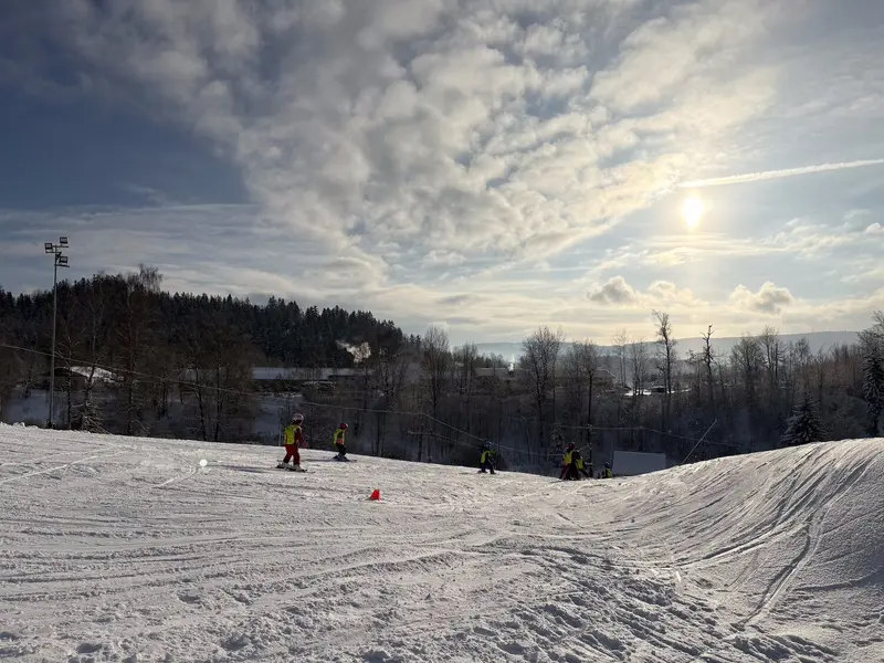 Školka na sněhu